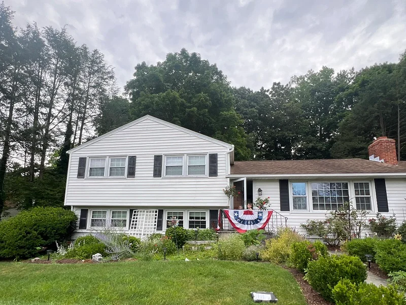 Old vinyl windows that need to go